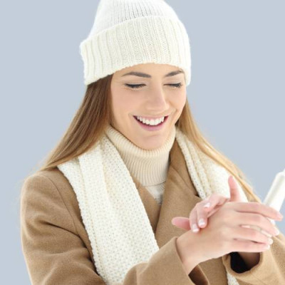 How to Keep Your Skin Glowing This Winter